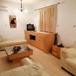 Litsa's House Platanias Apartment
