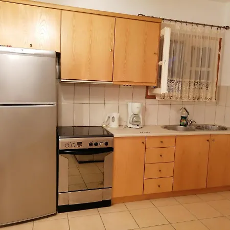شقة Litsa's House Platanias
